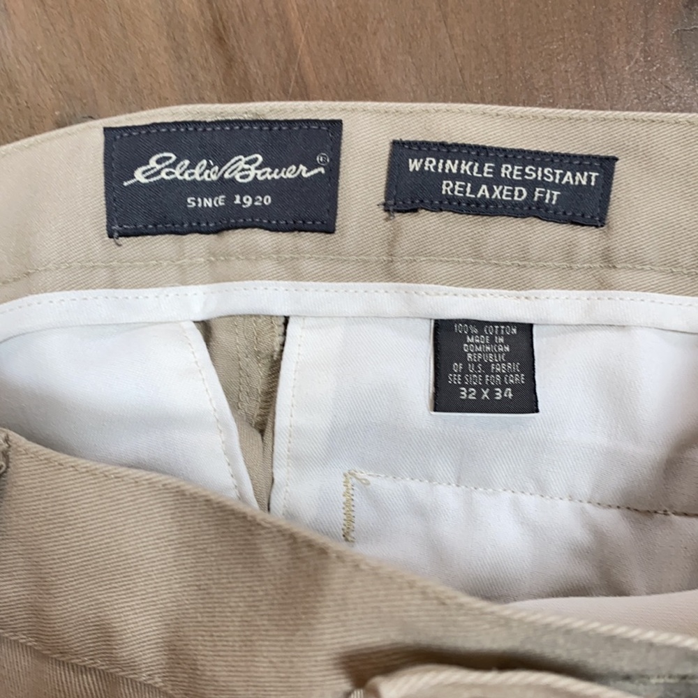 Eddie Bauer wrinkle resistant khakis. 32X34